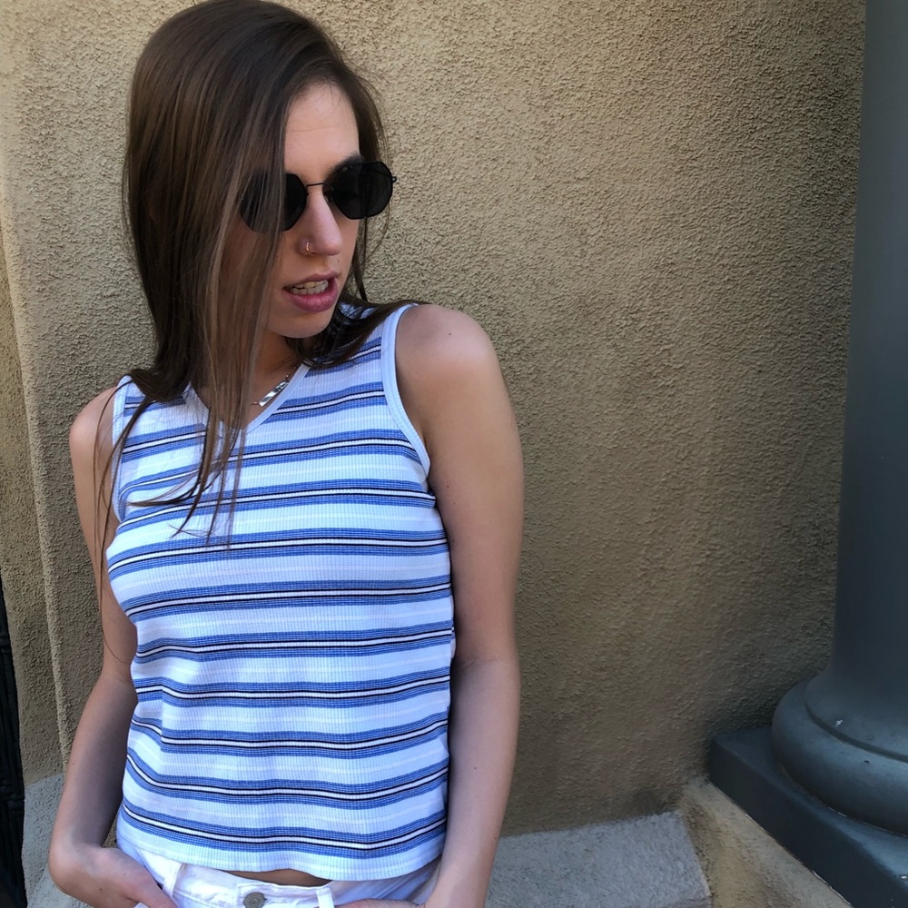 Vintage stripped v-neck tank